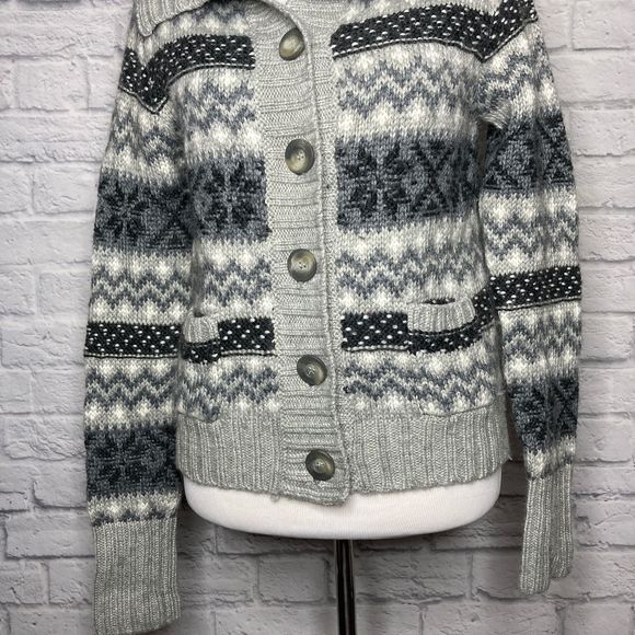 Aeropostale Button Down Cardigan - Picture 6 of 10